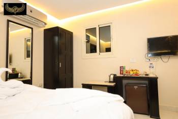 Deluxe Double Room25