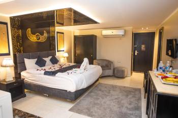 Deluxe Double Room2